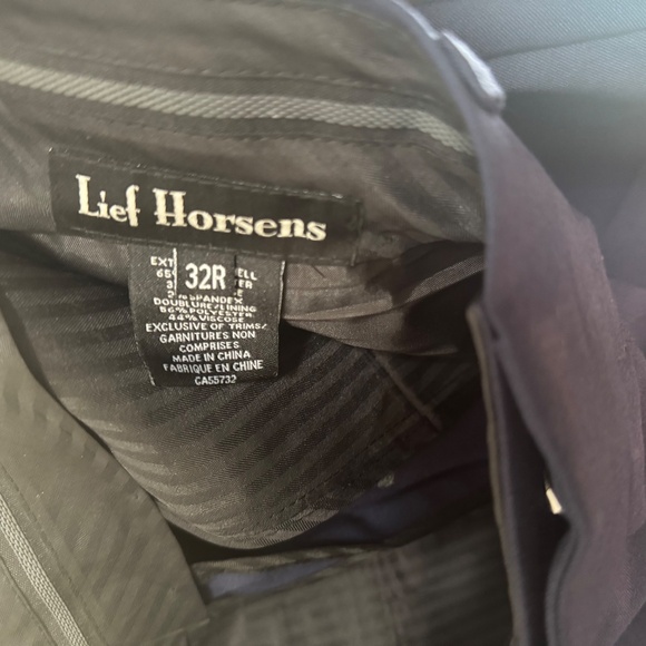 Men’s Lief Horsens Navy Slim Fit Suit (38R Jacket/32R Pants) - Picture 4 of 7